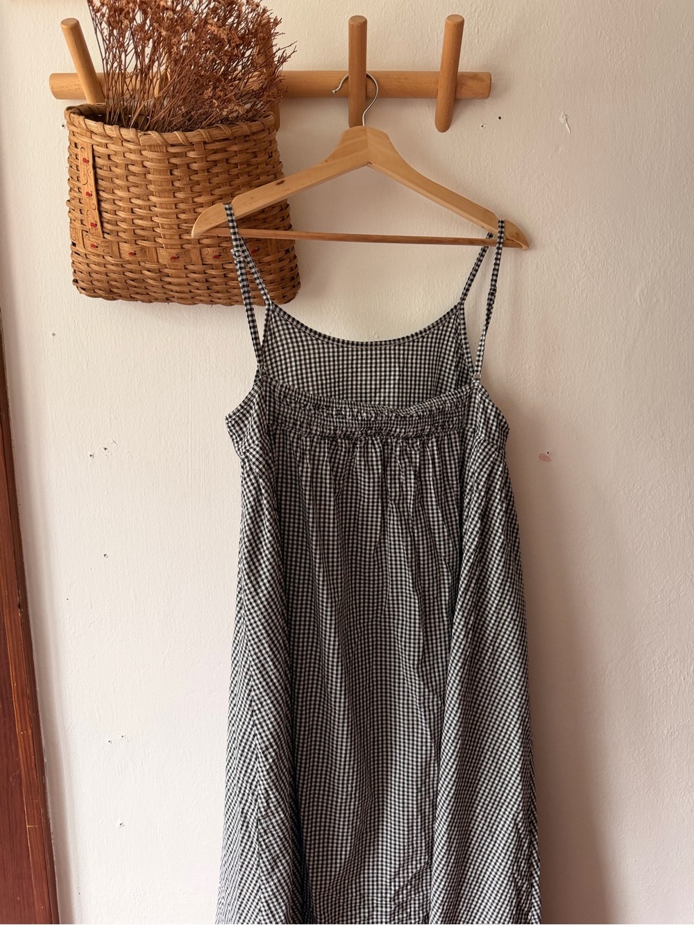 Sonderhaus Picnic Gingham Dress - Picture 6 of 6